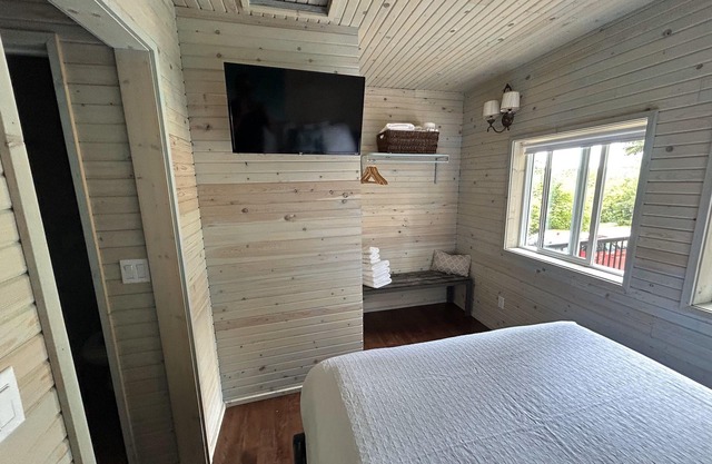 Cabin in the Pines