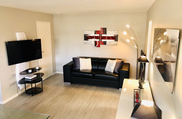 Cabourg Aprt spacious - 100M beach/600M downtown - Refurbished - Internet