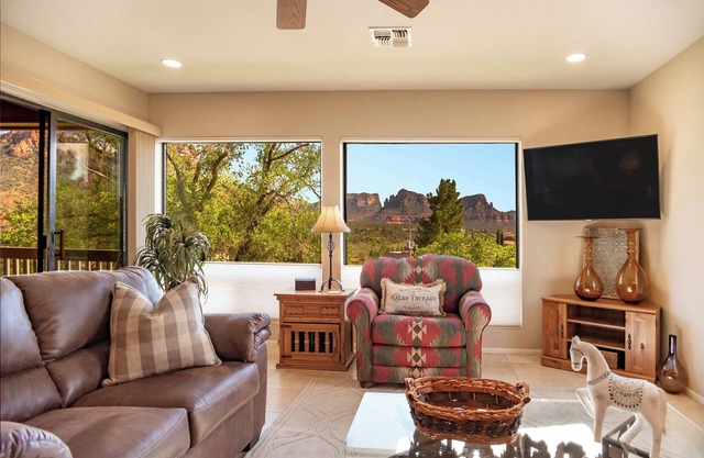 Cactus Wren 2 Bedroom Villa (Unit #E) @ Uptown View Villas