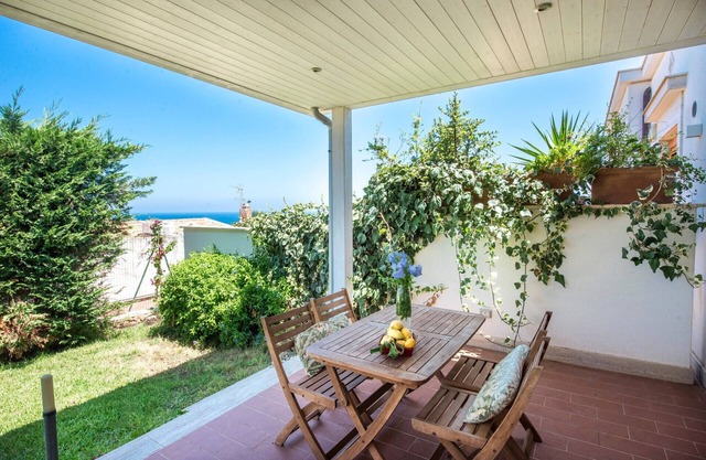 Calarossa Seaview by Wonderful Italy