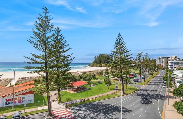 Calypso Plaza Resort Coolangatta 