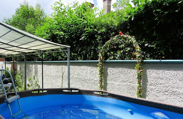 Camaiore - lovely apartment with pool in a quiet area!