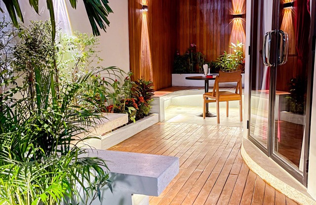 Cambana La Riviere Boutique