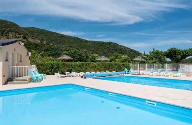 Camping 3 étoiles - Piscine - eebhbb