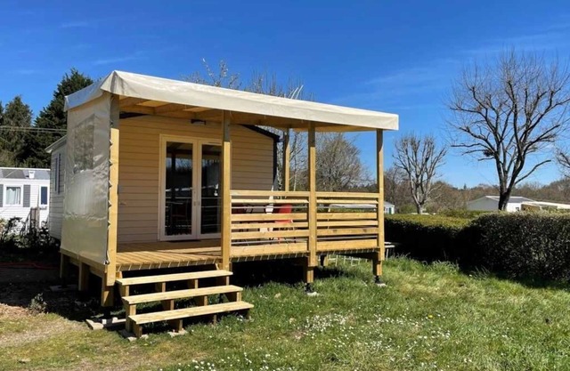 Camping 3 étoiles - Piscine - efcgah