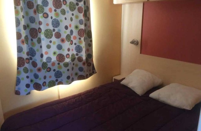 Camping 3 étoiles - Piscine - ccbbehi