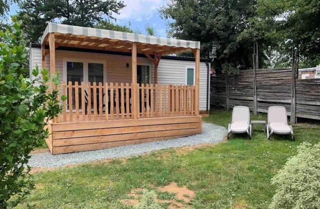 Camping 3 étoiles - Piscine - ccbbeid