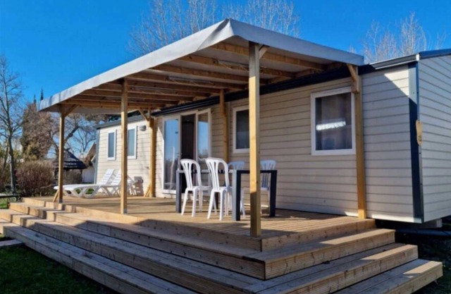 Camping - ccaiieh - Two Bedroom Apartment, Sleeps 8