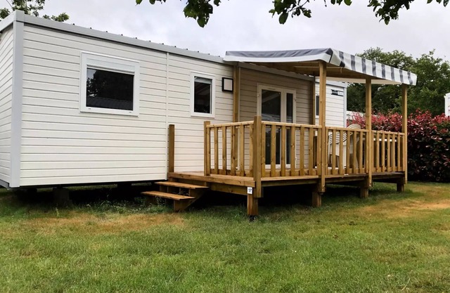 Camping Entre Terre et Mer * - Mobil home Comfort (3 bedrooms) 6 people