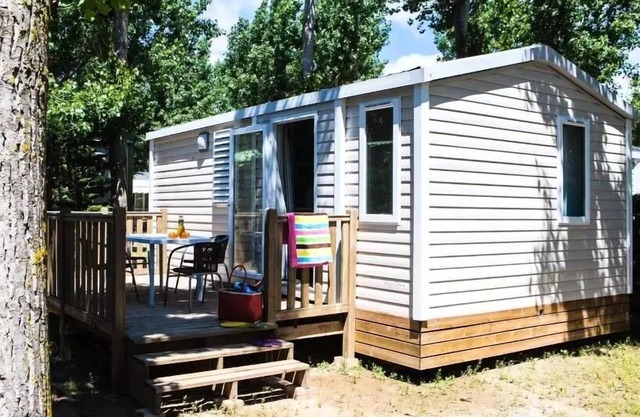 Camping La Maïre * - Mobile Home 3 Rooms 4 People Air Conditioned + TV