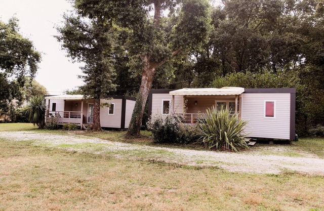Camping Le Paradis * - Mobile Home Camélia 3 Rooms 4 People + TV
