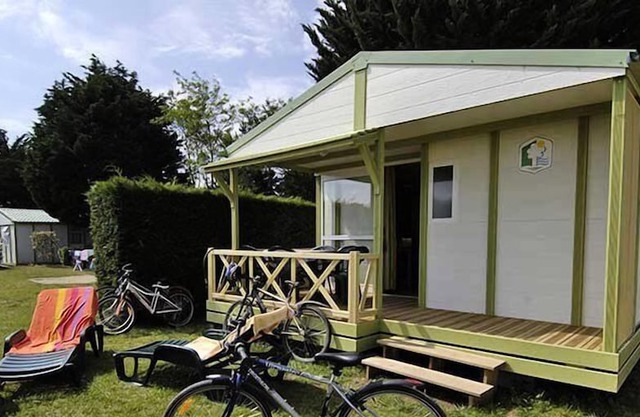 Camping Les Grosses Pierres ***** - Chalet 3 Rooms 5 People