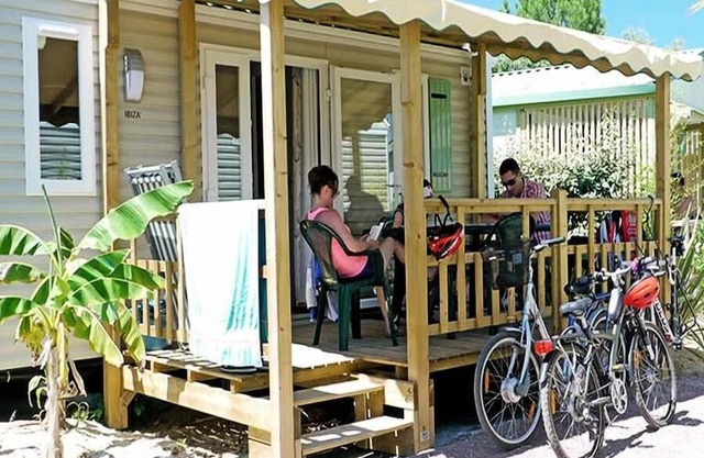 Camping Les Grosses Pierres ***** - Mobil Home 3 Rooms 6 People