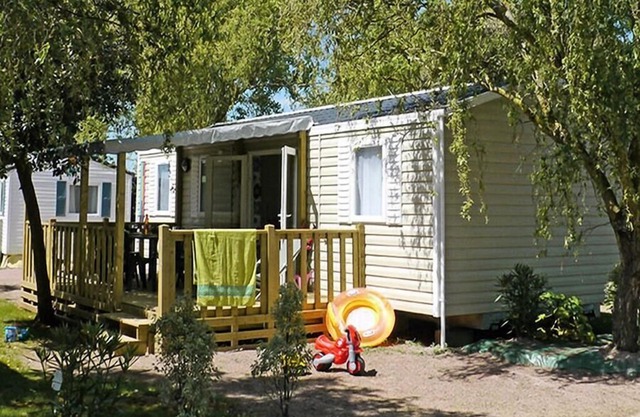 Camping Les Grosses Pierres ***** - Mobil Home 5 Rooms 8 People