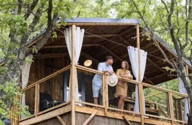 Camping Tikayan Rives du Lac de Sainte Croix* - EDZNA CHALET. STANDARD WITH SPA. 2 persons
