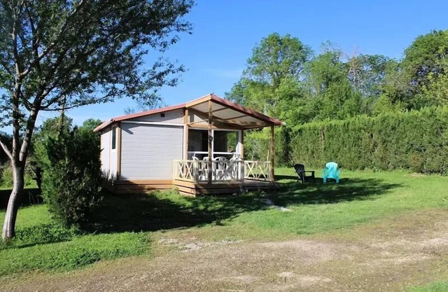 Campsite Le Casties * - 3 room chalet Némo 4 people