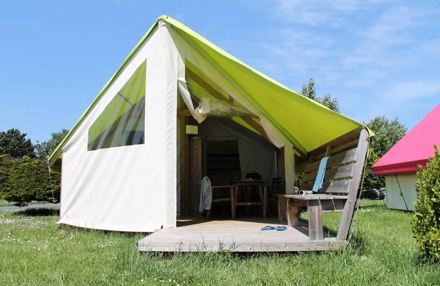 Campsite Les Portes d'Alsace * - Ecolodge Junior 3 rooms 4 people Without Sanitary