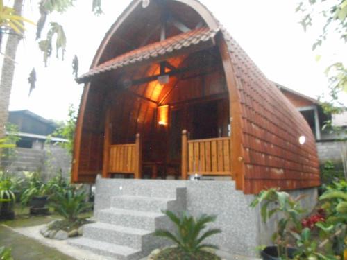 Candra Homestay Besakih