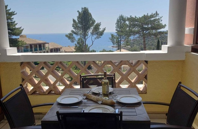 Cap Esterel, T2 Confortable 4/5 Personnes, Climatisé Avec Très Belle vue sur mer