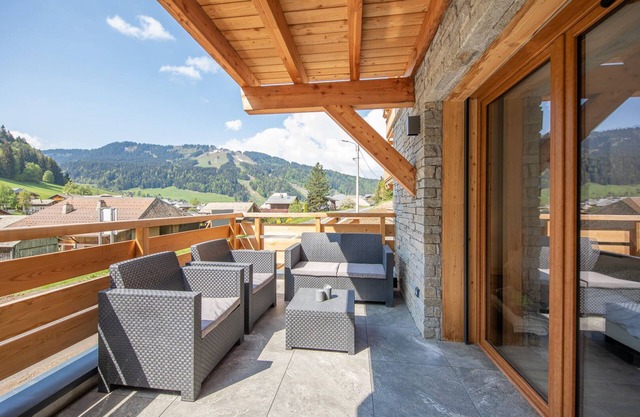 CAPELLA - Morzine 2 bedroom Alpine Chalet Apartment