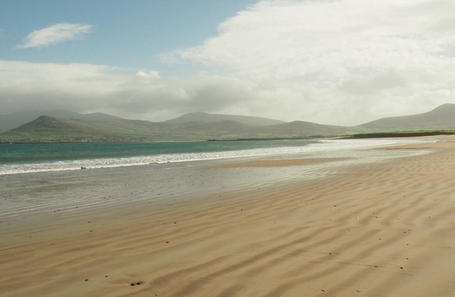CAPIRE-Dingle and beach-ideal location for exploring the Dingle Peninsula