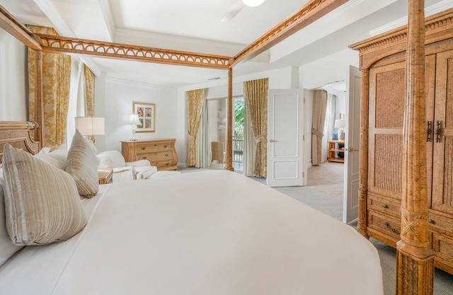 Captivating Private Condo steps away from 7 Mile Beach, at The Ritz-Carlton