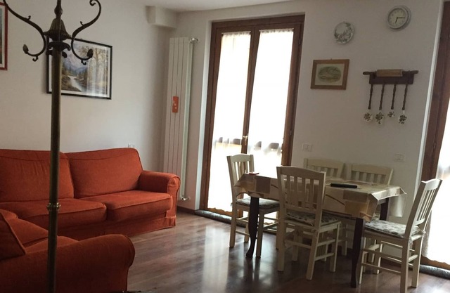 Carona: Pretty house for families on the ski slopes with 6 beds)