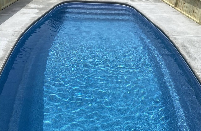 Carova Beach home with pool! The Beach Pitt! Where the wild horses roam!