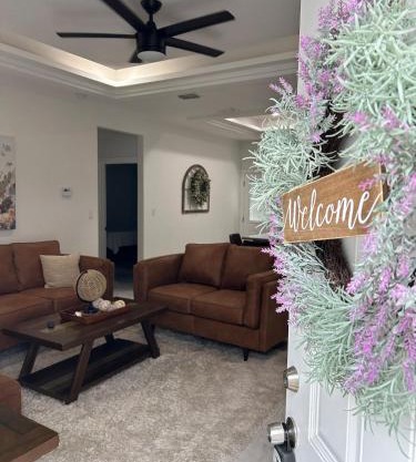 Carroll Estates 3 Bedroom Apartment Retreat
