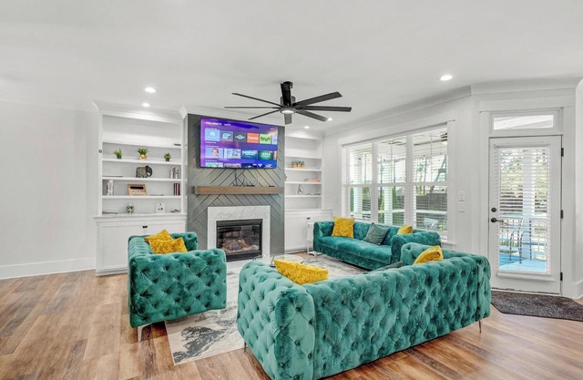 Cary Comfort: Cozy & Convenient Stayn