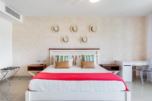 Casa Almajuma 415 S condo