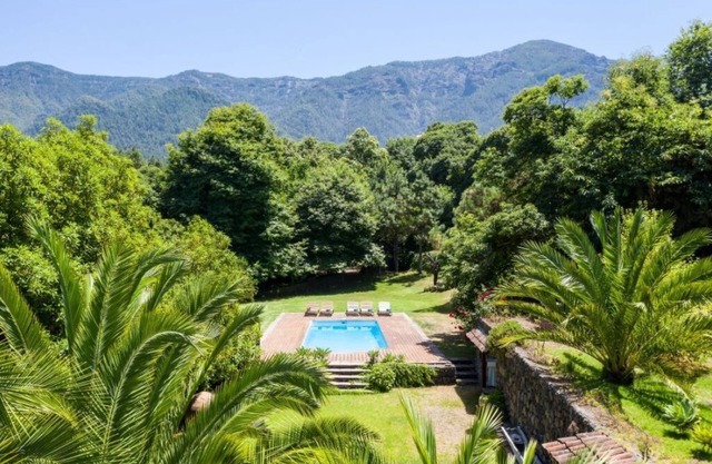Casa Azúl with pool, barbecue, Wifi and Netflix