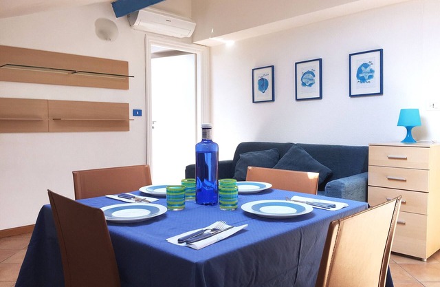 Casa Azzurra: beautiful apartment a few meters from the sea in S. Lorenzo