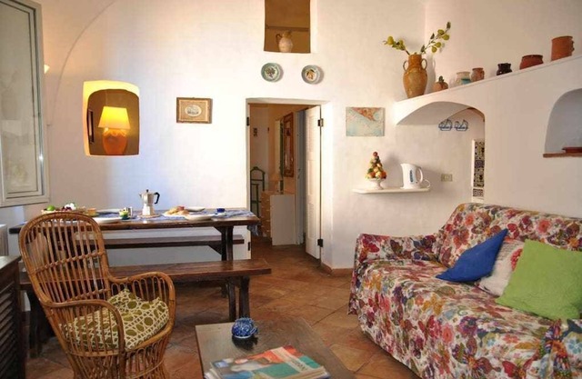 CASA CECILIA in the historic centre of Sperlonga