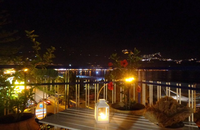 Casa d'A.Mare flat seafront beautiful terrace with extraordinary beach view