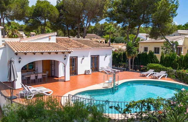 Casa de la Risa - Three Bedroom Villa, Sleeps 6