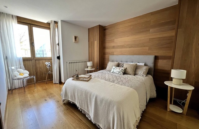 Casa en Vitoria-gasteiz Cerca del Centro de la Ciudad, Amplia y Acogedora