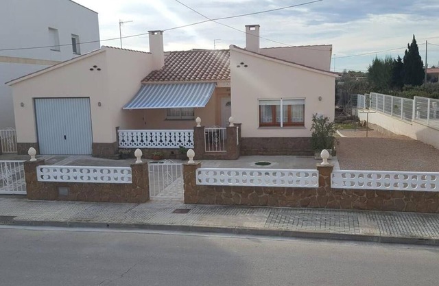 CASA FELIX is located in Sant Jaume d'Enveja in the heart of the Delta de l'Ebro