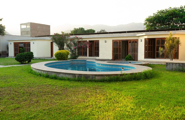 Casa Grande Roca Blanca