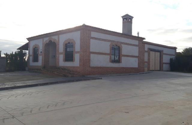Casa Los Quiñónes - Enjoy the countryside close to Salamanca