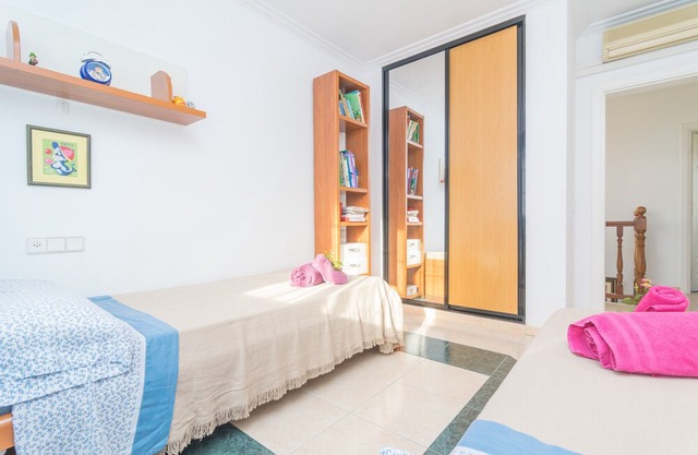 CASA LAURA - Villa with private pool in Es Pont d'Inca. Free WiFi