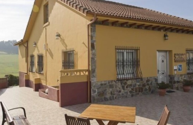Casa María la Carbayeda for 6 people