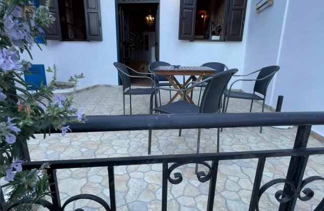 Casa Nikolou Halki