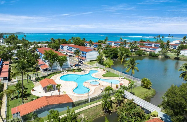 Casa Oasis - Walk to Beach, 30 Mins to Bad Bunny Live!, Villa by the Beach – 3 Bedroom, 2.5 bath