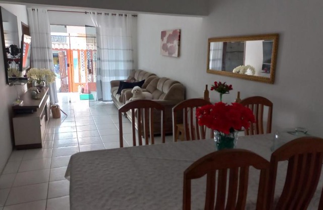 Casa para até 8 pessoas Garanhuns 4 quartos