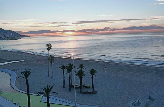 Casa Pepa with views and sunrises in Benidorm