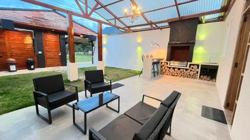CASA R4NCH OxAPAMPA