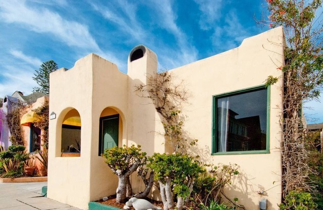 Casa Simpatico - Pacific Grove House - Steps to Lover's Point Beach