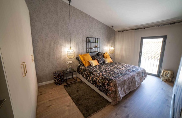 CASA VALDES 16, APTO 3