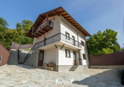 Casa Zânelor Slănic Moldova